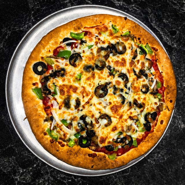 Veggie Pizza 16".