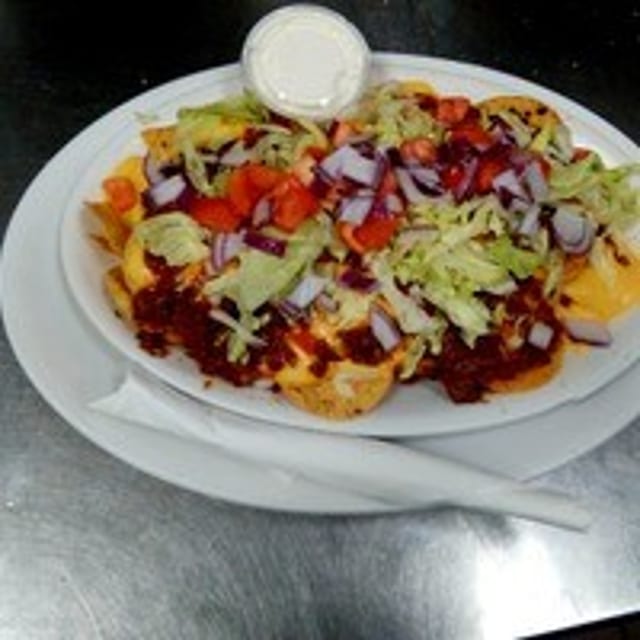 Grande Nachos.